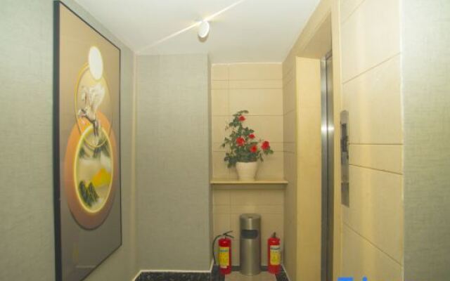 Yinuo Select Hotel (Diwang Plaza Wuyi University Branch)