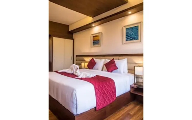 Kpm Tripenta Hotel