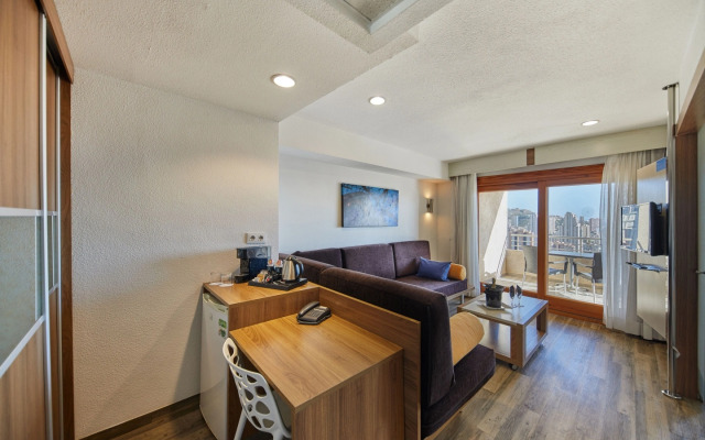 Sandos Benidorm Suites
