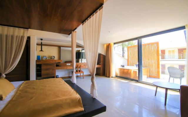 Orka Lotus Beach - Image 3