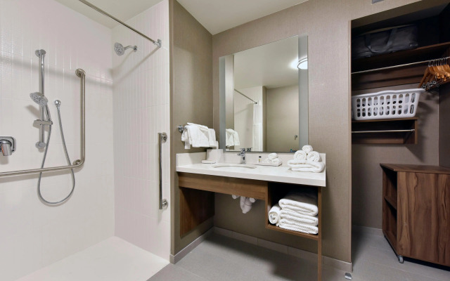 Staybridge Suites Waterloo - St. Jacobs Area by IHG