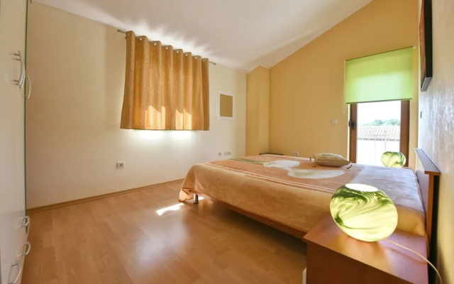 Villa 377