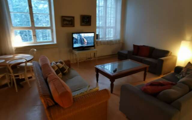 Immaculate Residence 5-bed Apartment in Kotka