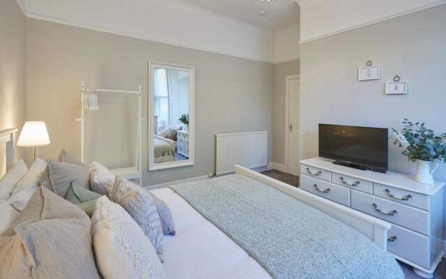 Host Stay Sandpiper Apartment