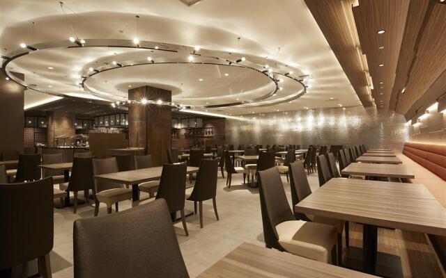 Sunshine City Prince Hotel