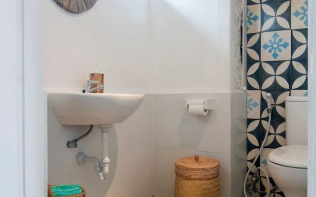 New 2 King Beds, Walk to Beach, Cafes all Else 30 Minutes From Airport
