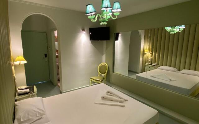 Ruby Rooms Kifisia  Adults Only
