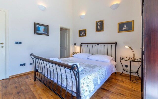 Beautiful Home in Mimice With Wifi and 3 Bedrooms