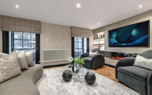 Near Transport - Fireplace - Wifi - Sleeps 2