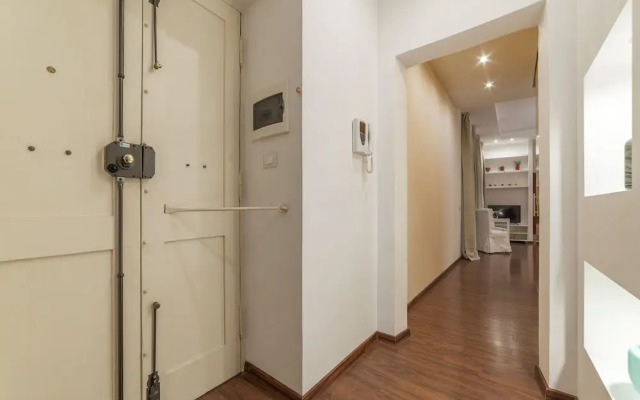 Castro Pretorio & Sallustiano Lovely Flat