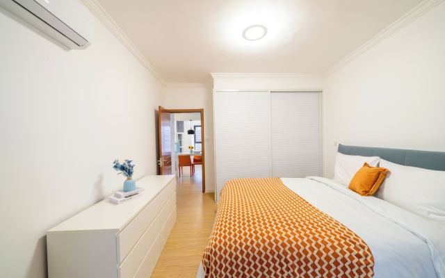 Tyms 1BR 1BA Apartment in Gubei
