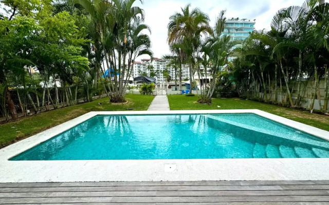 La Marina Puerto Vallarta