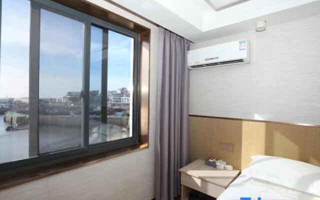 Xinrong Hotel