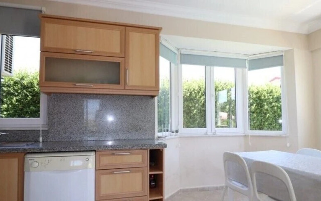 Villa TR07 by Joylettings