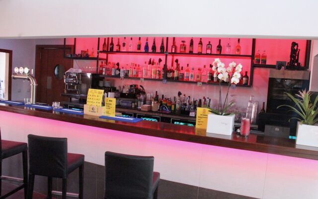 Villa 3 Caparica, Lisbon Beach Hotel