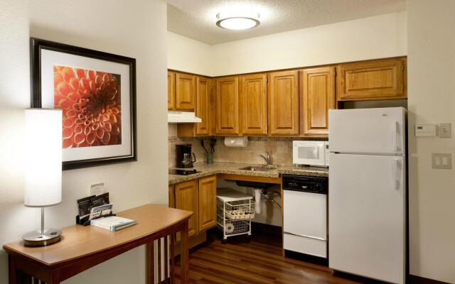 Staybridge Suites Minneapolis-Bloomington, an IHG Hotel