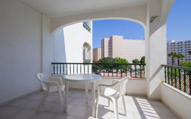 Erisa 31 by IVI Real Estate