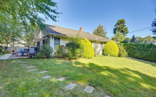 Westerly Vacation Home: Town Beach Access