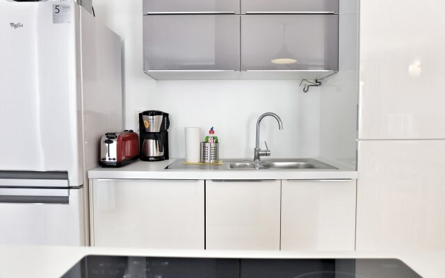 Top Spot Residence