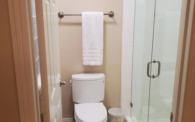 Work-Friendly Oceanfront Condo with Pool and Spa Access SURF25 by RedAwning