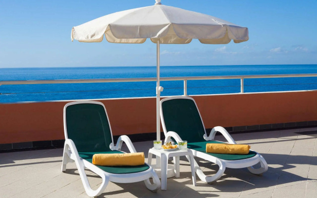 Aparthotel Los Dragos del Sur
