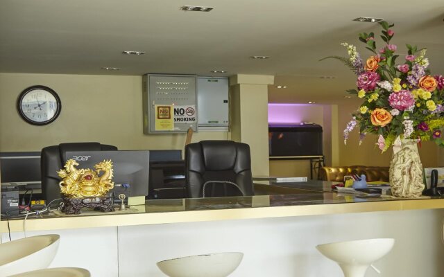 Au Bon Hostel
