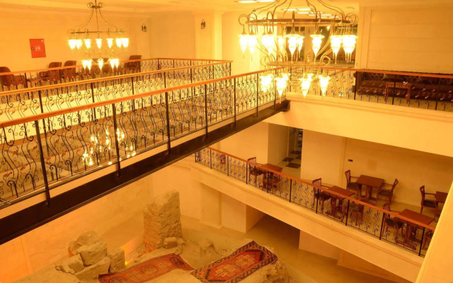 Safa Royal Museum Hotel