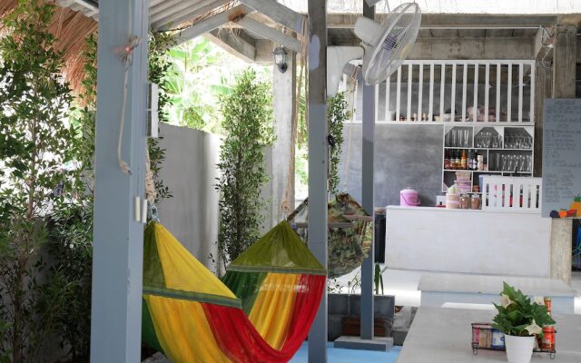 The Noi House and Restaurant Sunrise