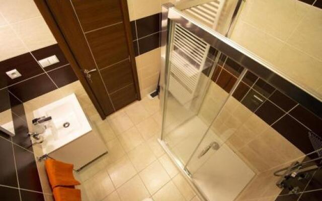 Apartman Adam