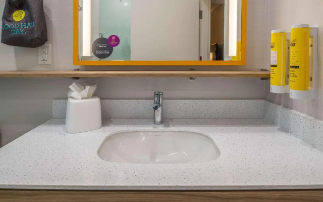 Tru by Hilton Garland Richardson