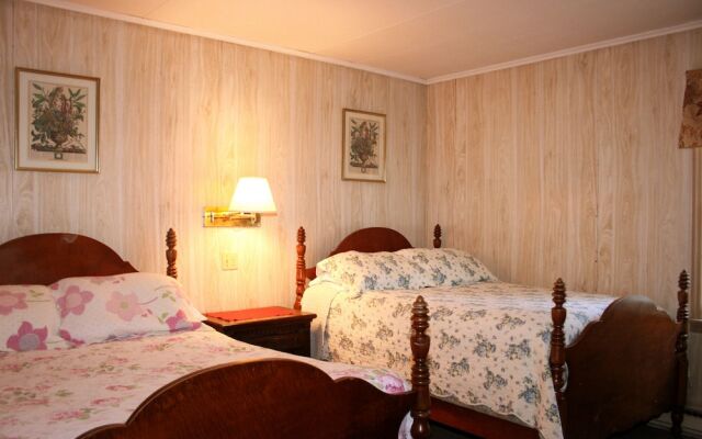 Chestnut Grove Village