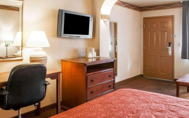 Quality Inn & Suites Las Cruces - University Area