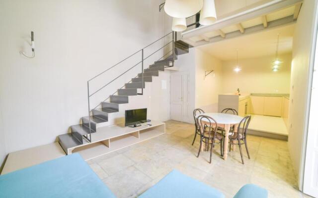 AF - Large 2BR apartment