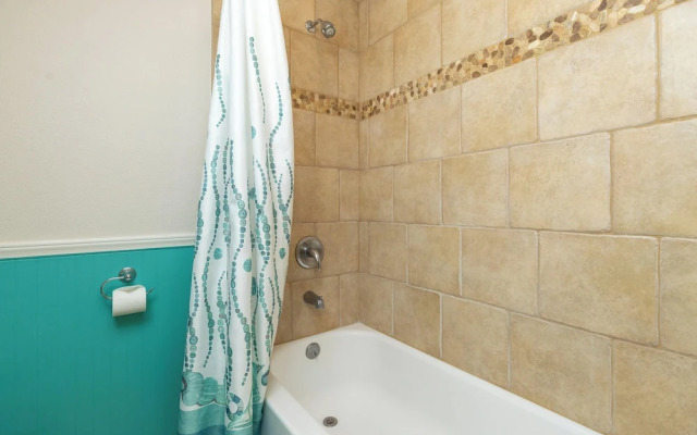 The Shell House Private Pool Pet Friendly