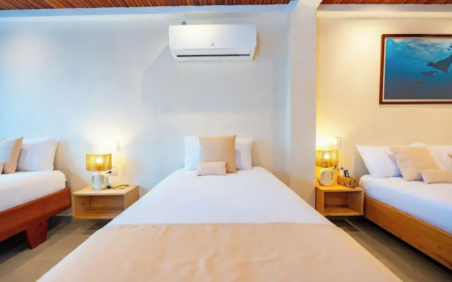 El Barranco Galapagos