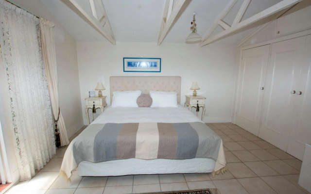 Rosebridge House Bed & Breakfast Adult Retreat – Guest Rooms – Gooseberry Hill