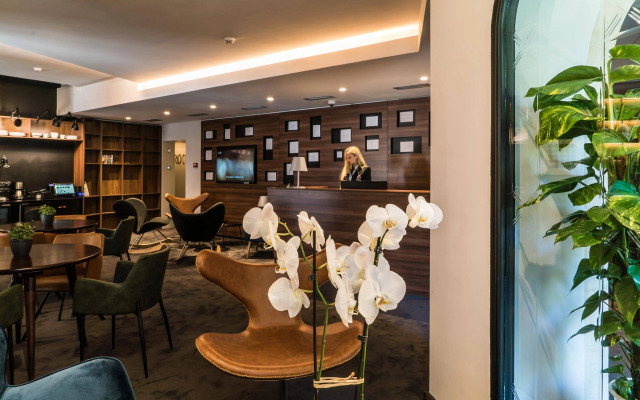 Best Western Premier Natalija Residence