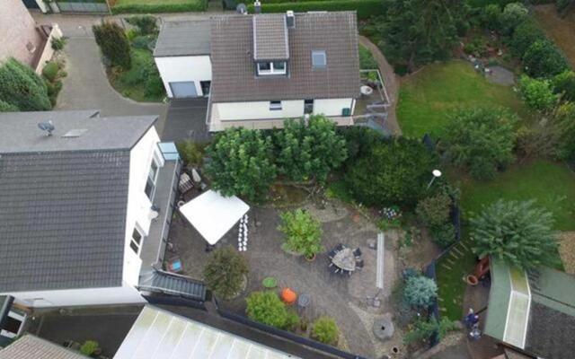 Villa Dragona Dufti-Kuss Gästehaus im Herzen von Rees