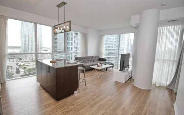 Toronto Suite Rentals - Fly Condo