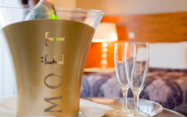Moyvalley Hotel & Golf Resort