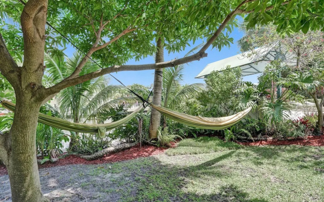 Waterfront 7BR Villa with Heated Pool