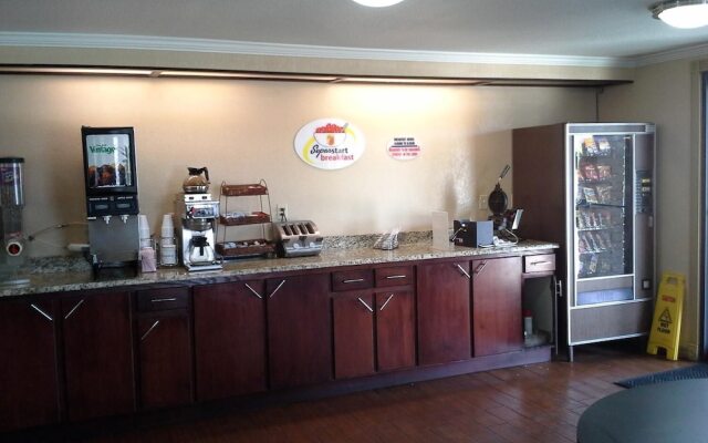 Travelodge By Wyndham Tulsa
