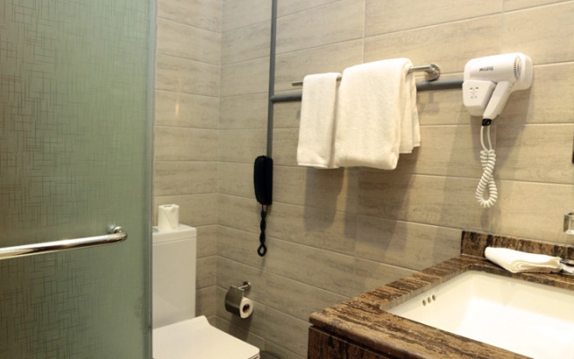 Spacious Marbella 2BR With Scenic Views