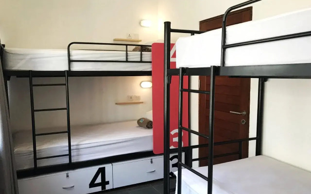 Teduh Hostel Kota Tua
