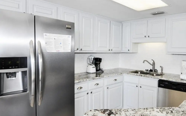 Phoenix V by Brett/Robinson Vacations