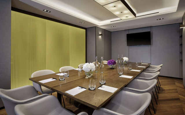 Park Plaza County Hall London