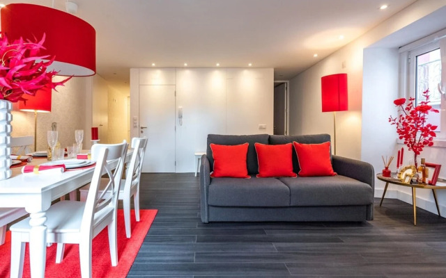 Akicity Alfama Selected