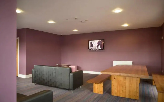 Student Only Dashwood Studios