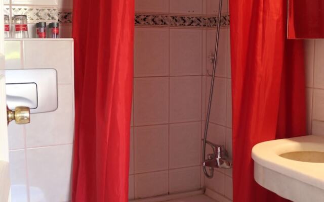 Nensie'S Boutique Hotel