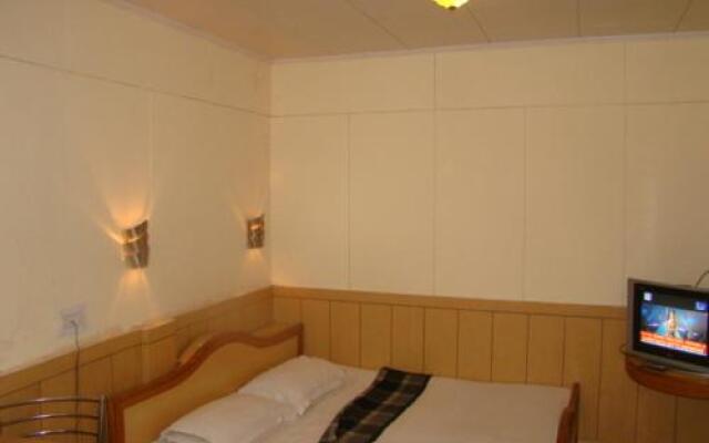Hotel Hilltop